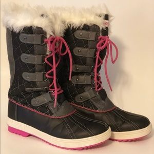 Girl’s Totes Suri Black Snow Boots Size 5M Insulated and water resistant